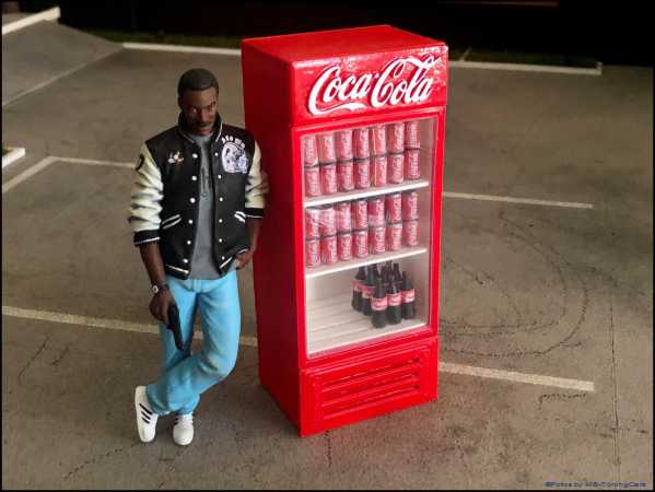 1:18 refrigerator Coca Cola painted - Diorama accessories -